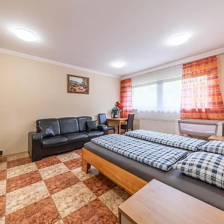 Apartman Blizko Centra Prahy Prague Exterior photo